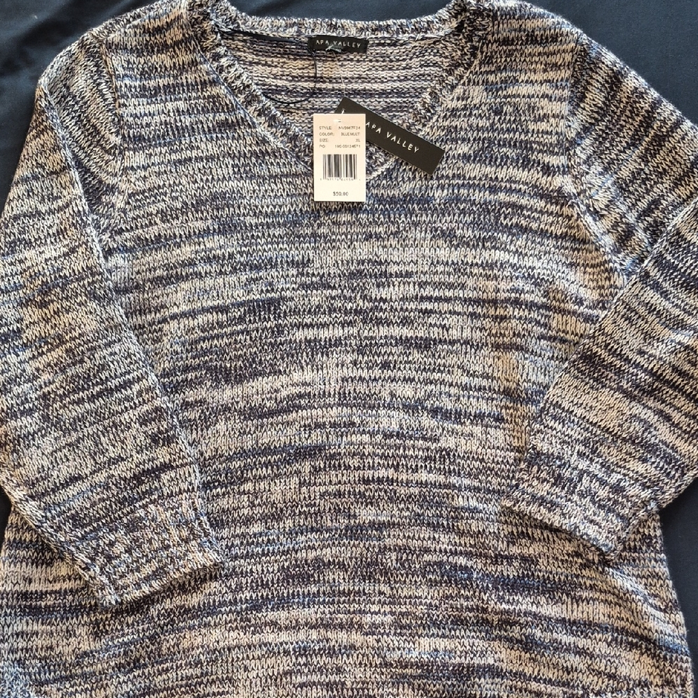 NAPA VALLEY Women's Black and White Sweater NWT